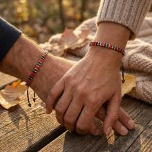 Мъжка гривна със златни топчета и хематит