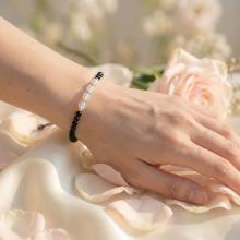 Гривна - амулет Сърце под закрила Гривна - амулет Сърце под закрила