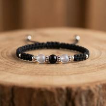 Гривна със сребърни топчета и мъниста