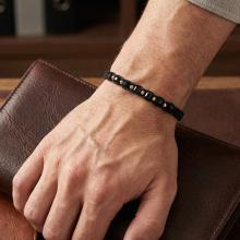 Мъжка гривна със златни топчета и черен оникс R22