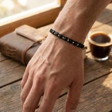 Мъжка гривна със златни топчета и черен оникс R22