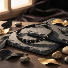 Мъжка гривна със златни топчета и черен оникс R22