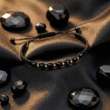 Мъжка гривна със златни топчета и черен оникс R22