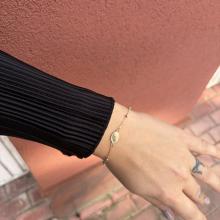 Златна гривна с плочка Дорика Златна гривна с плочка Дорика