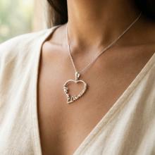 Сребърен медальон във формата на сърце - Мамо, обичам те!