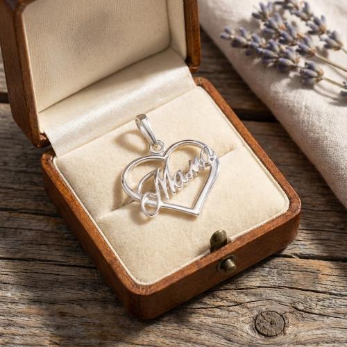 Сребърен медальон сърце Мама
