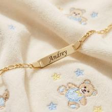 Златна детска гривна с плочка Златна детска гривна с плочка