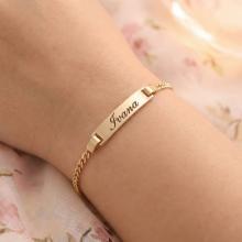 Златна детска гривна с плочка Златна детска гривна с плочка