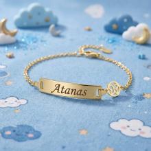 Златна детска гривна с плочка