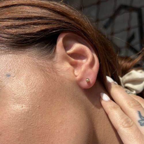 Златни обеци Релефни топче 4мм