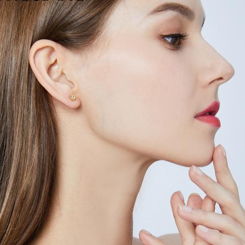 Златни обеци топче 4мм