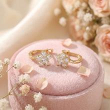 Детски златни обеци Цветенца