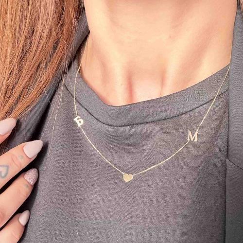 Златно колие със сърце и буква по избор