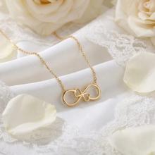 Златно колие бекрайност