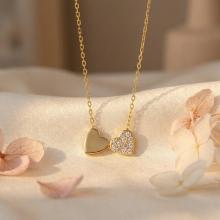 Златно колие Нежни Сърца