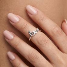 Сребърен пръстен Love Сребърен пръстен Love