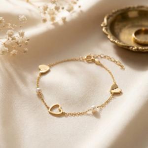 Златна гривна Pure love