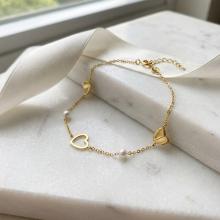 Златна гривна Pure love