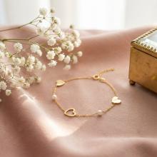 Златна гривна Pure love