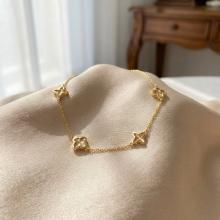 Златна гривна Диамантена детелина