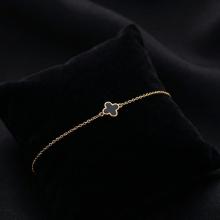 Златна гривна Clover