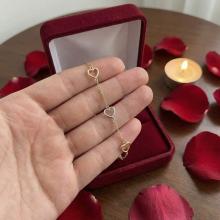 Златна гривна Great love