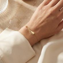 Златна гривна Ангелско крило