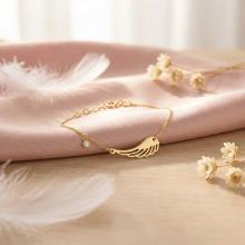 Златна гривна Ангелско крило