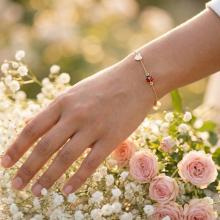 Златна Гривна с калинка Златна Гривна с калинка