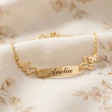 Златна детска гривна Пеперуди