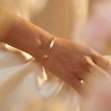 Детската златна гривна Cat