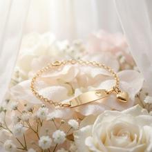 Златна детска гривна с плочкa My Love