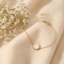 Златна гривна с Ангелче Златна гривна с Ангелче