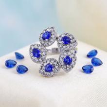 Дамски златен пръстен с циркони