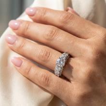 Дамски златен пръстен Queen Charlotte Дамски златен пръстен Queen Charlotte