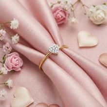 Дамски златен пръстен Love Дамски златен пръстен Love