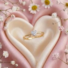 Дамски златен пръстен Love Дамски златен пръстен Love