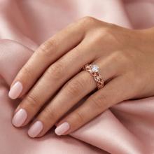 Дамски златен пръстен Queen Isabella Дамски златен пръстен Queen Isabella