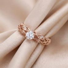 Дамски златен пръстен Queen Isabella Дамски златен пръстен Queen Isabella