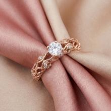 Дамски златен пръстен Queen Isabella Дамски златен пръстен Queen Isabella