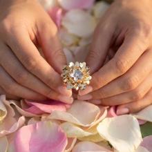 Дамски златен пръстен Flower Bomb Дамски златен пръстен Flower Bomb