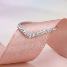 Дамски златен пръстен Корона Дамски златен пръстен Корона