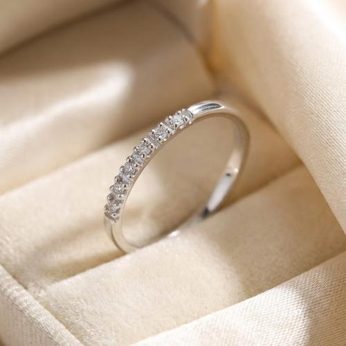 Дамски златен пръстен