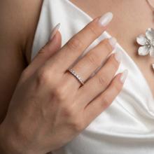 Дамски златен пръстен