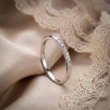 Дамски златен пръстен