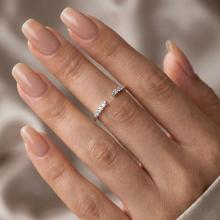 Дамски златен пръстен