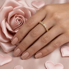 Дамски златен пръстен Сърца