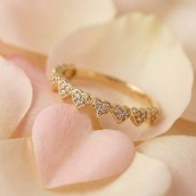 Дамски златен пръстен Сърца