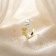 Дамски златен пръстен Пеперуди