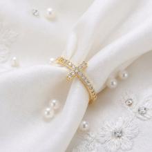 Дамски златен пръстен Cross